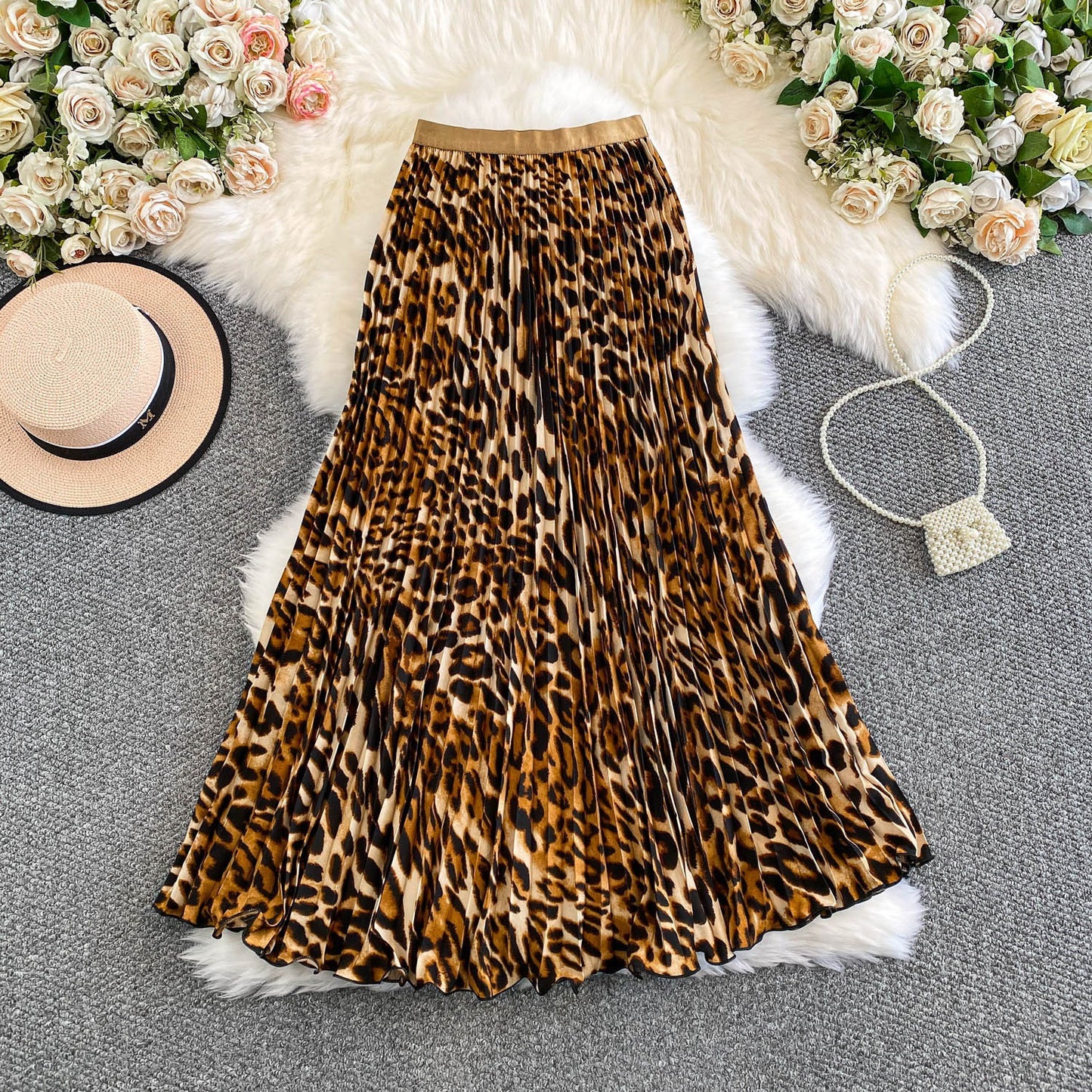 Trendy Leopard-print Skirt