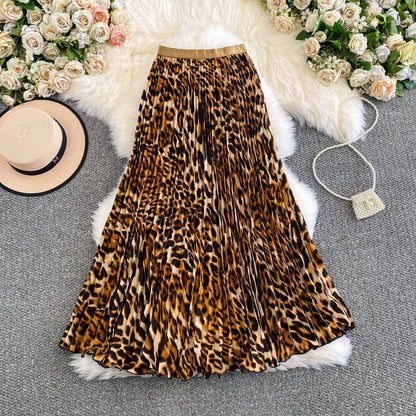 Trendy Leopard-print Skirt